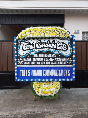 Papan Bunga Duka di Tumbang Titi